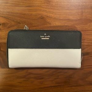 Kate Spade Black & Cream Leather Wallet